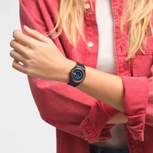 Black Swatch Circling Plastic | CMIW-79058