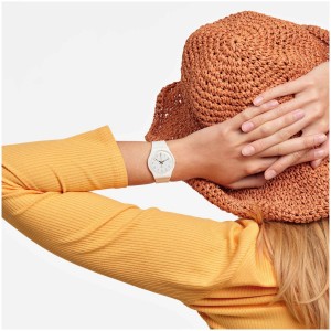 White Swatch Bishop Plastic | ZSAY-62495